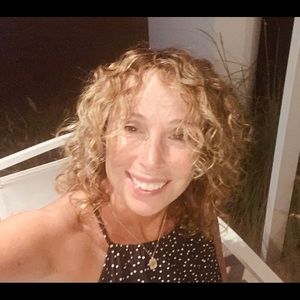 Meet your Posher, Kari